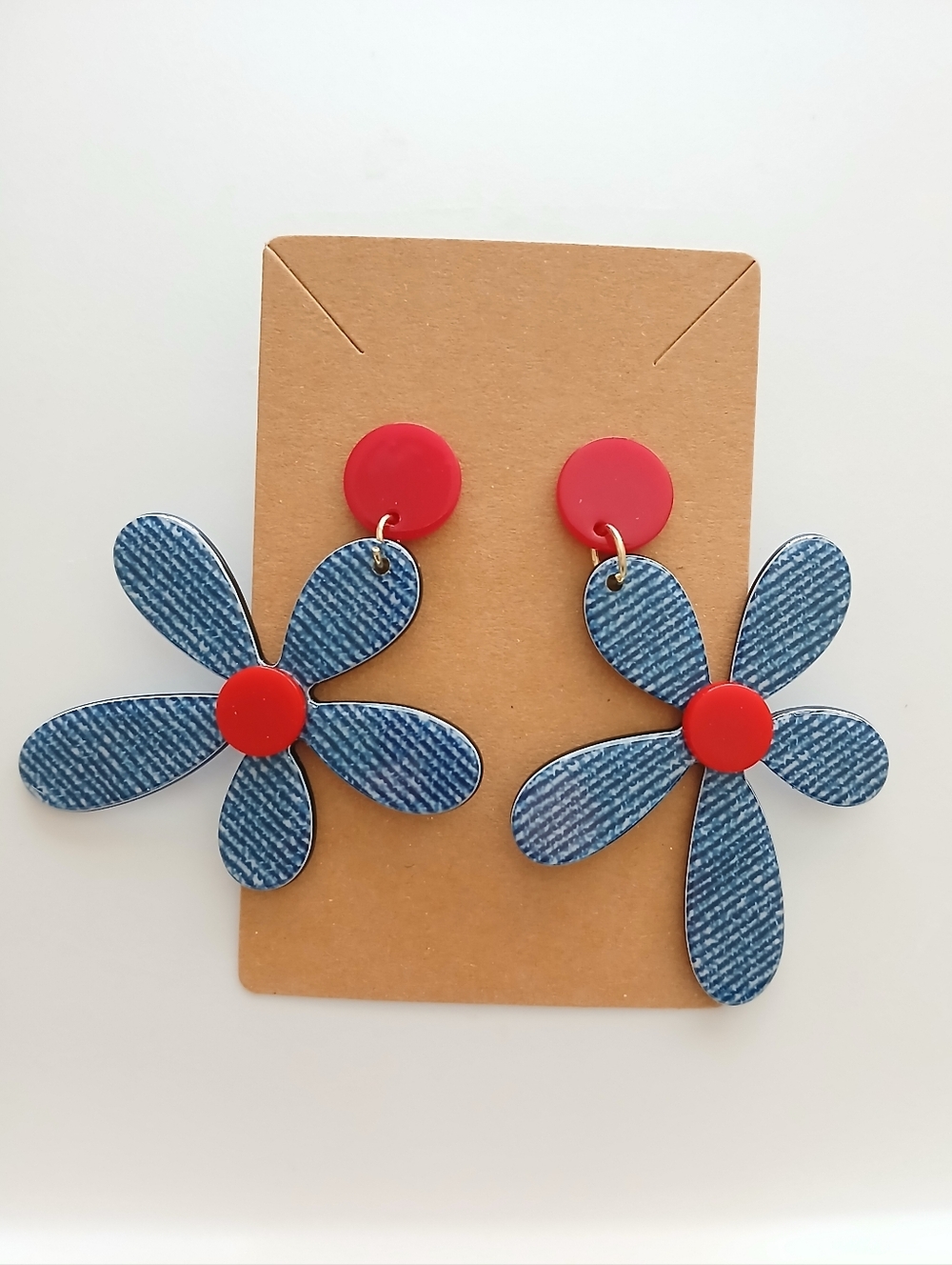 Fashion Jewelry Blue Denim Flower Earrings with Red Accents